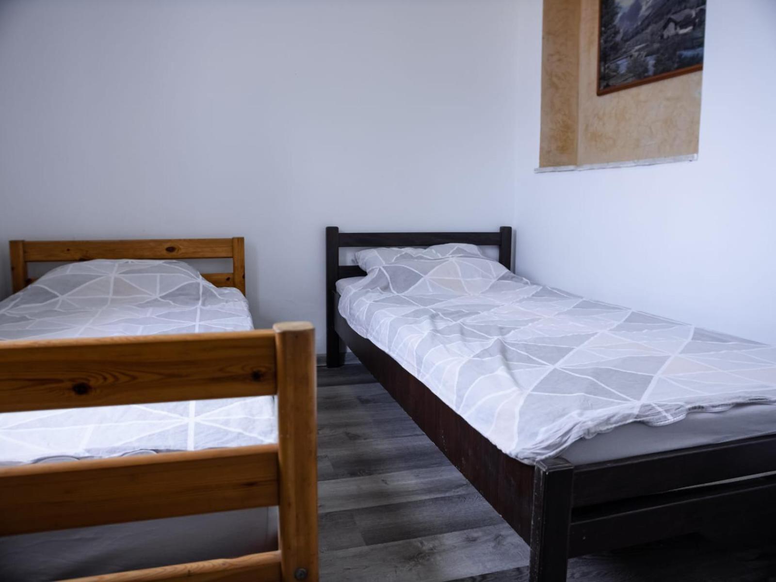 Apartment Ground Floor With Parking Erny Пула Екстериор снимка